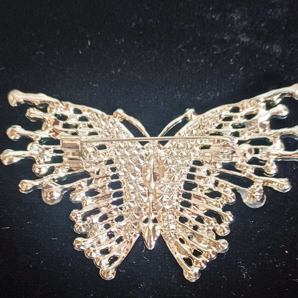 Blue Rhinestone Butterfly - Beautiful !! - Picture 3 of 5